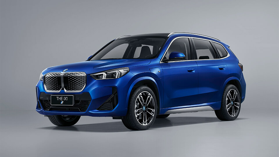 BMW iX1