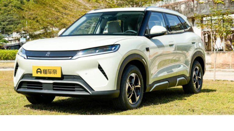 Рестайлинг BYD Yuan UP 2025: что нового?