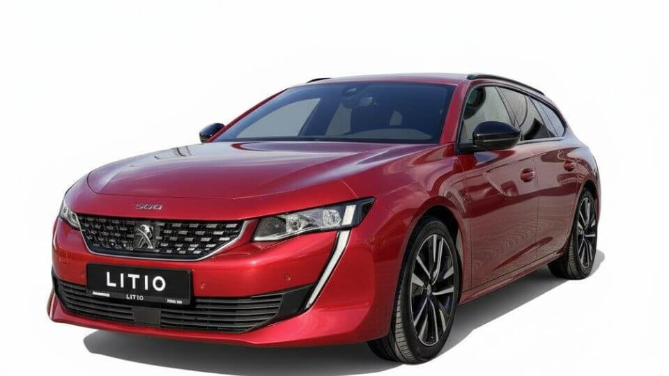 Peugeot 508 2-Gen в комплектации GT, цвет Red